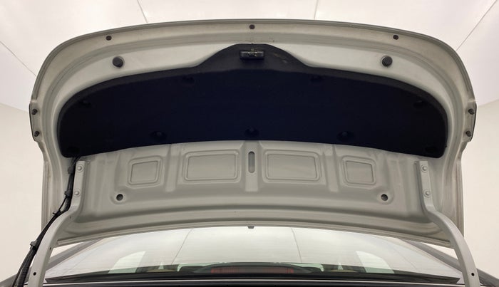 2017 Hyundai Verna 1.6 SX VTVT, Petrol, Manual, 26,658 km, Boot Door Open