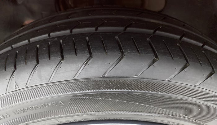 2020 Tata Tiago XZA+ DUAL TONE 1.2RTN, Petrol, Automatic, 34,587 km, Left Front Tyre Tread