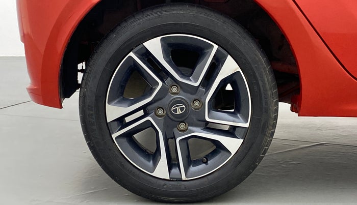 2020 Tata Tiago XZA+ DUAL TONE 1.2RTN, Petrol, Automatic, 34,587 km, Right Rear Wheel