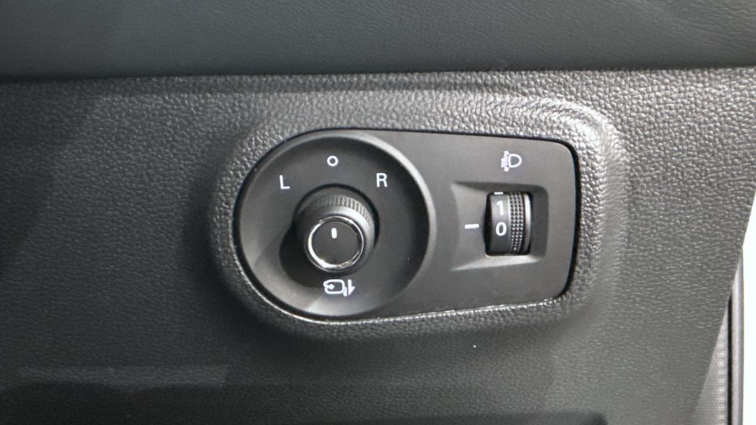 2022 MG Zst Excite, Automatic, 61574 km, Utility Switches/Buttons