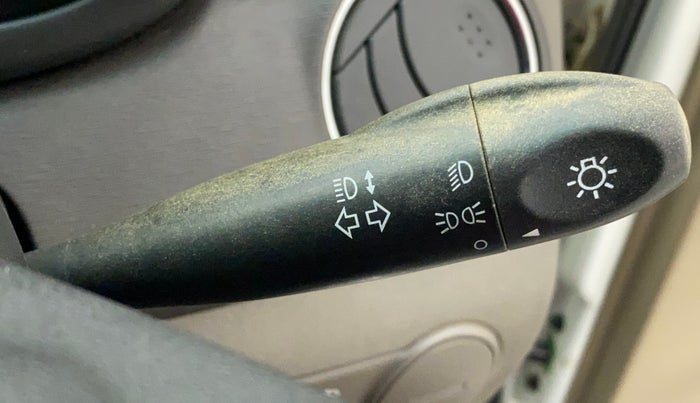 2011 Hyundai i10 SPORTZ 1.2, Petrol, Manual, 39,170 km, Combination switch - Turn Indicator not functional