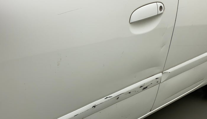 2011 Hyundai i10 SPORTZ 1.2, Petrol, Manual, 39,170 km, Front passenger door - Minor scratches