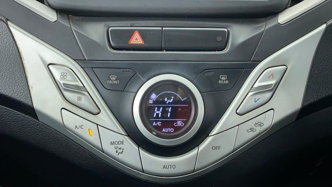 Automatic Climate Control 