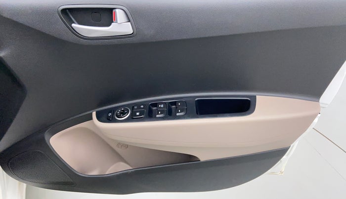 2018 Hyundai Grand i10 SPORTZ AT 1.2 KAPPA VTVT, Petrol, Automatic, 17,256 km, Driver Side Door Panels Control