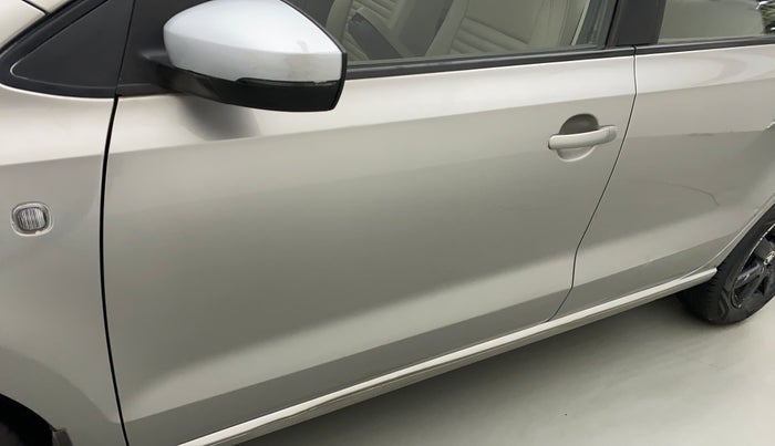 2014 Skoda Rapid 1.5 TDI CR ELEGANCE, Diesel, Manual, 98,371 km, Front passenger door - Minor scratches
