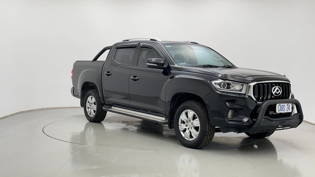 Right Front Diagonal (45- Degree) View