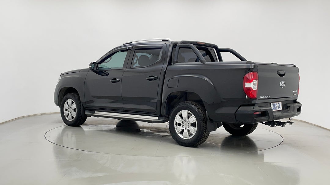 Left Back Diagonal (45- Degree) View