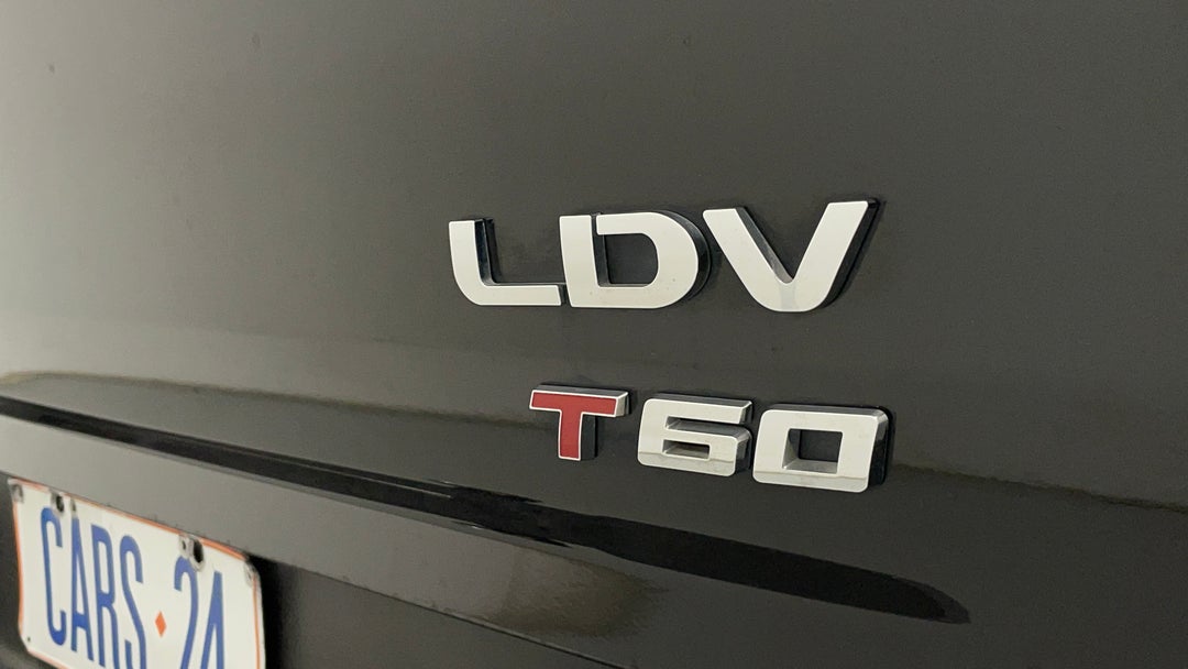 Badge (Boot Right Side)