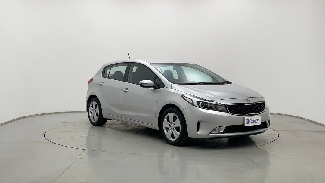 Right Front Diagonal (45- Degree) View