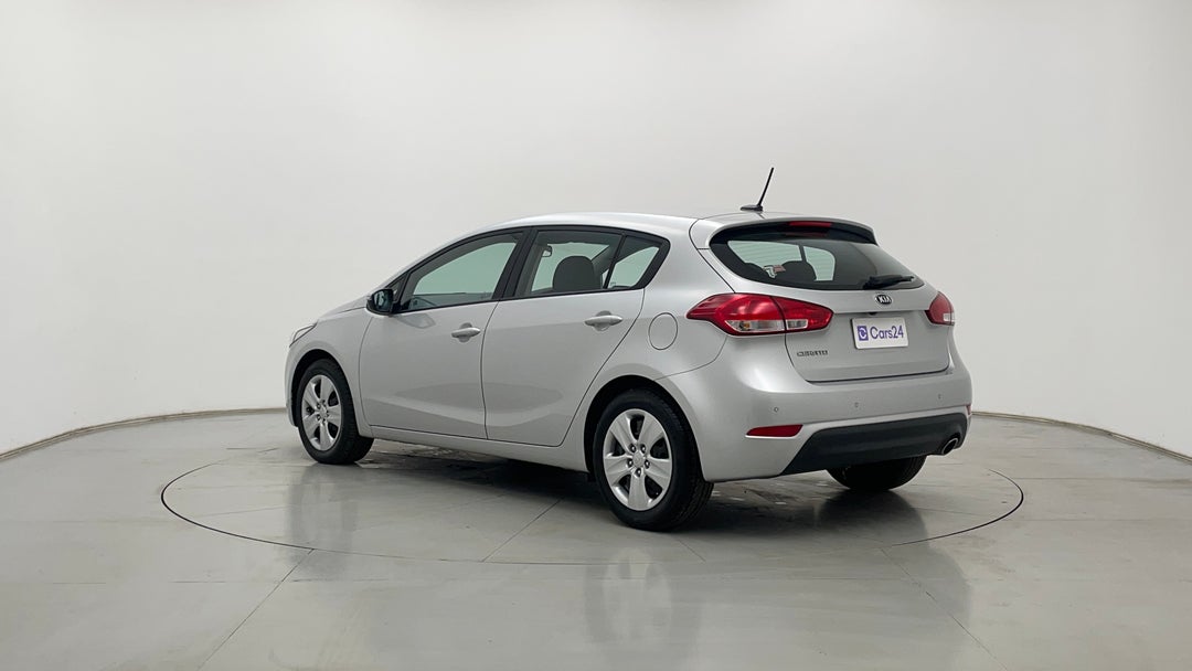 Left Back Diagonal (45- Degree) View