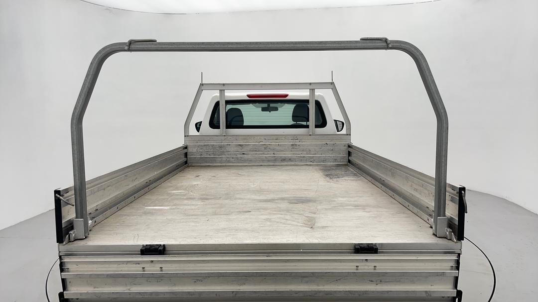 2019 Nissan Navara Rx (4x2), Manual, 93396 km, Boot Inside View