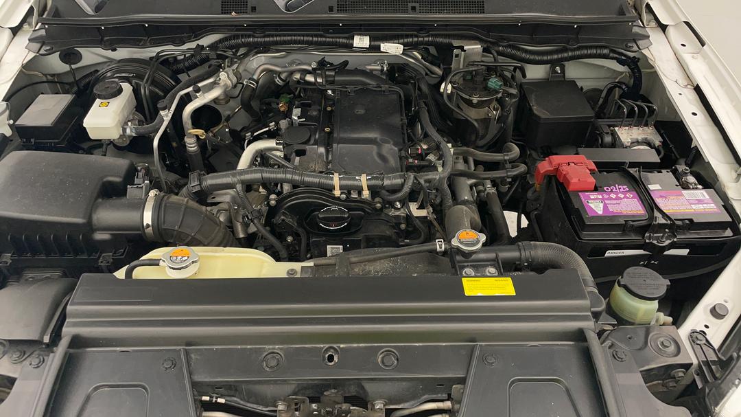 2019 Nissan Navara Rx (4x2), Manual, 93396 km, Open Bonnet (Engine)