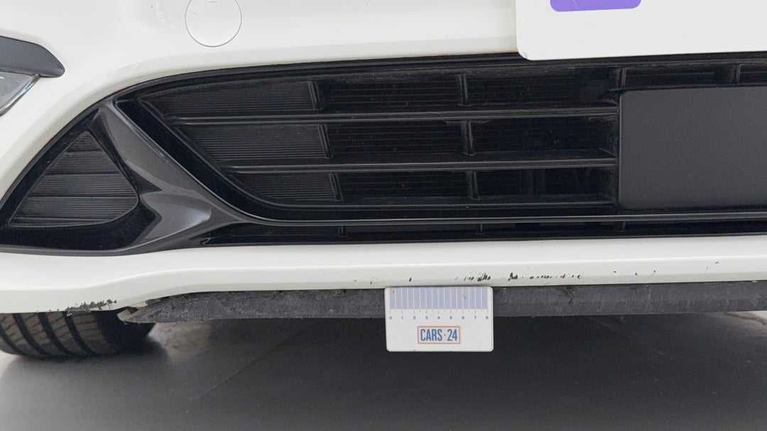 2019 Kia Optima Si, Automatic, 26465 km, Bumper Front Scratch