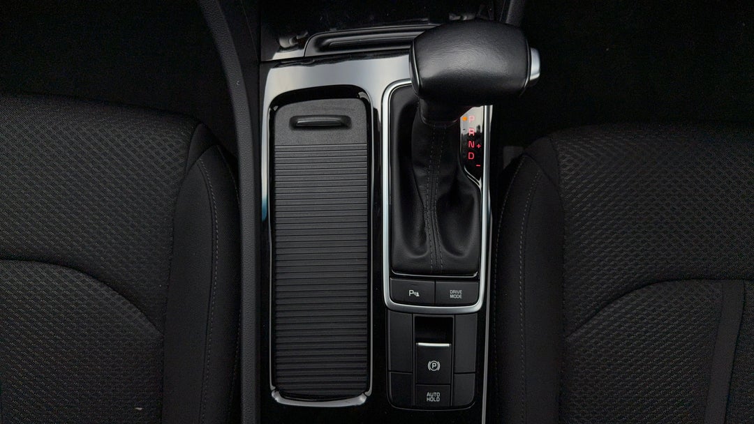 2019 Kia Optima Si, Automatic, 26465 km, Gear Lever 