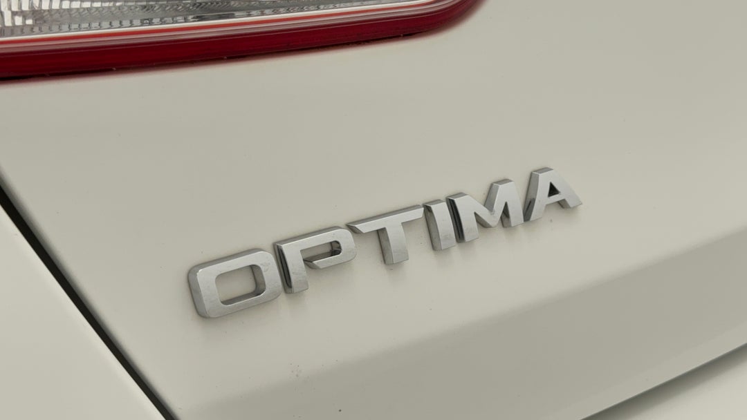 2019 Kia Optima Si, Automatic, 26465 km, Badge (Boot Left Side)