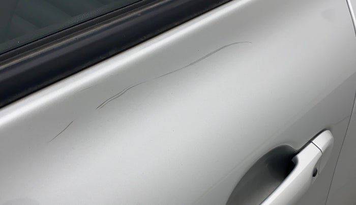 2016 Nissan Micra XV CVT, Petrol, Automatic, 61,280 km, Front passenger door - Minor scratches