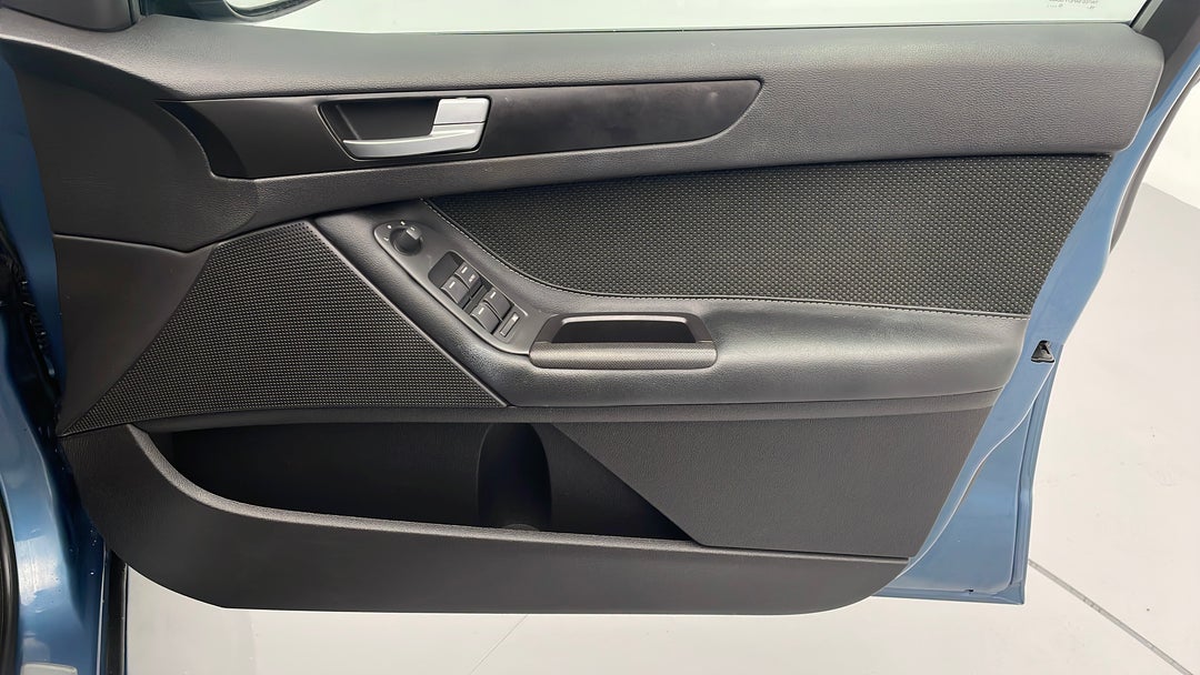 2016 Ford Falcon Xr6, Automatic, 87282 km, Speaker View