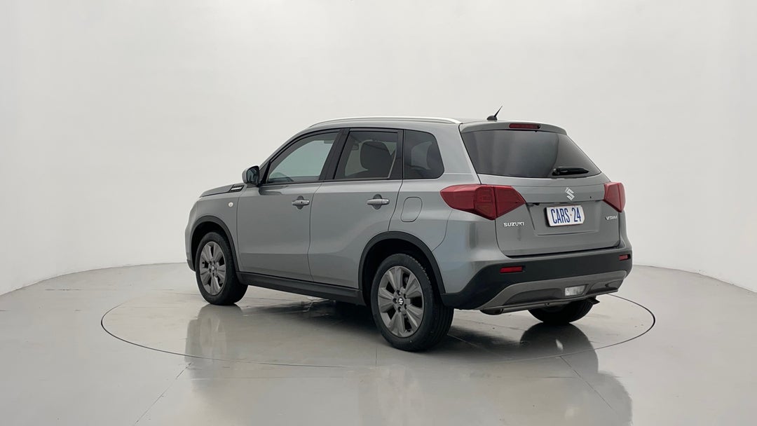 Left Back Diagonal (45- Degree) View