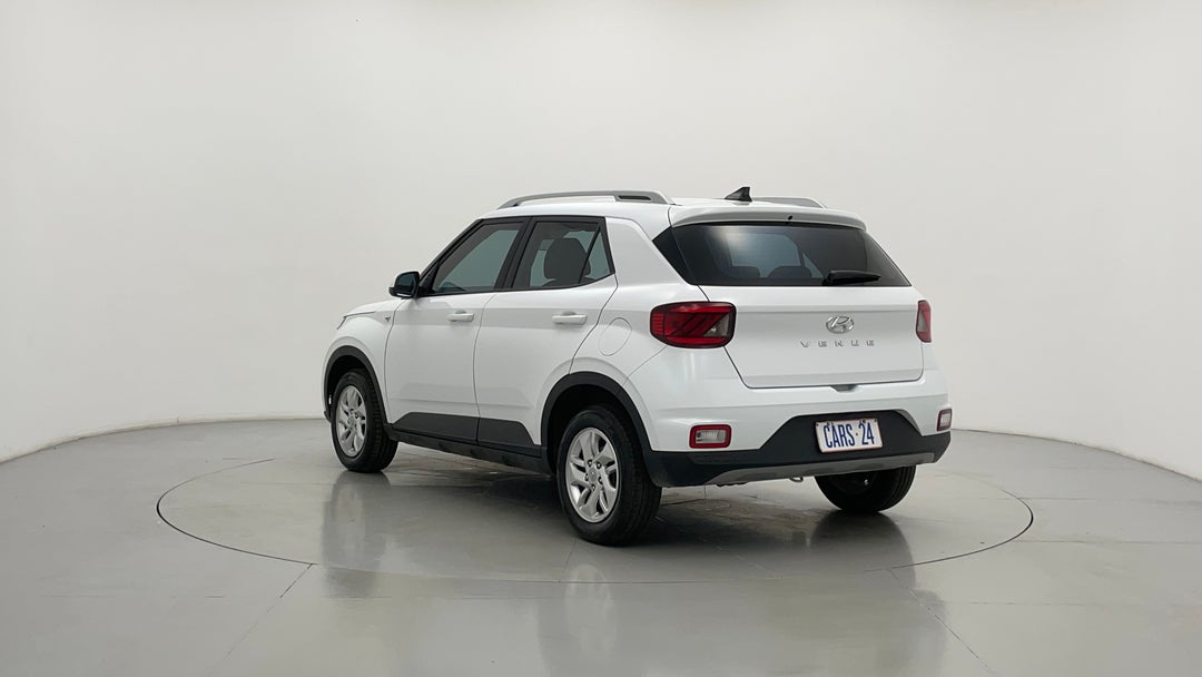 Left Back Diagonal (45- Degree) View