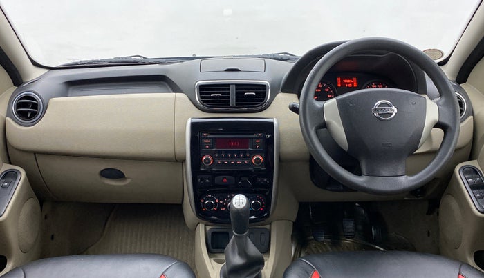 2014 Nissan Terrano XL P, Petrol, Manual, 76,646 km, Dashboard
