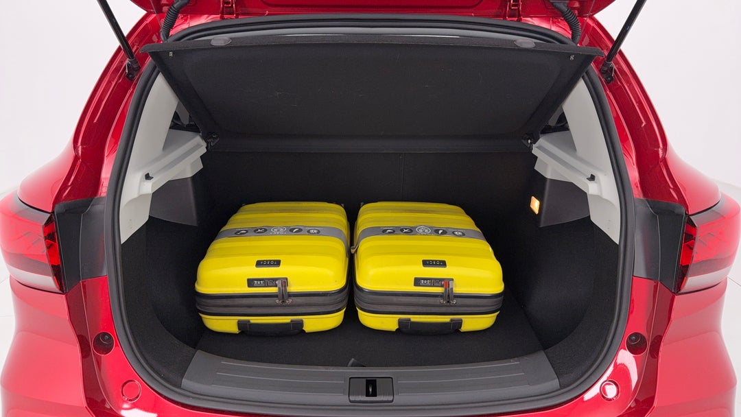 2025 MG Zst Vibe, Automatic, 2628 km, Boot Inside View with Luggage