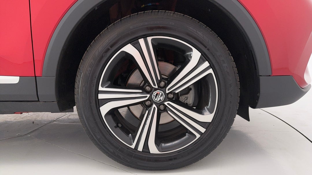 2025 MG Zst Vibe, Automatic, 2628 km, Right Front Wheel