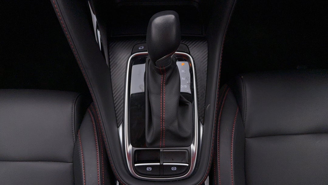 2025 MG Zst Vibe, Automatic, 2628 km, Gear Lever 