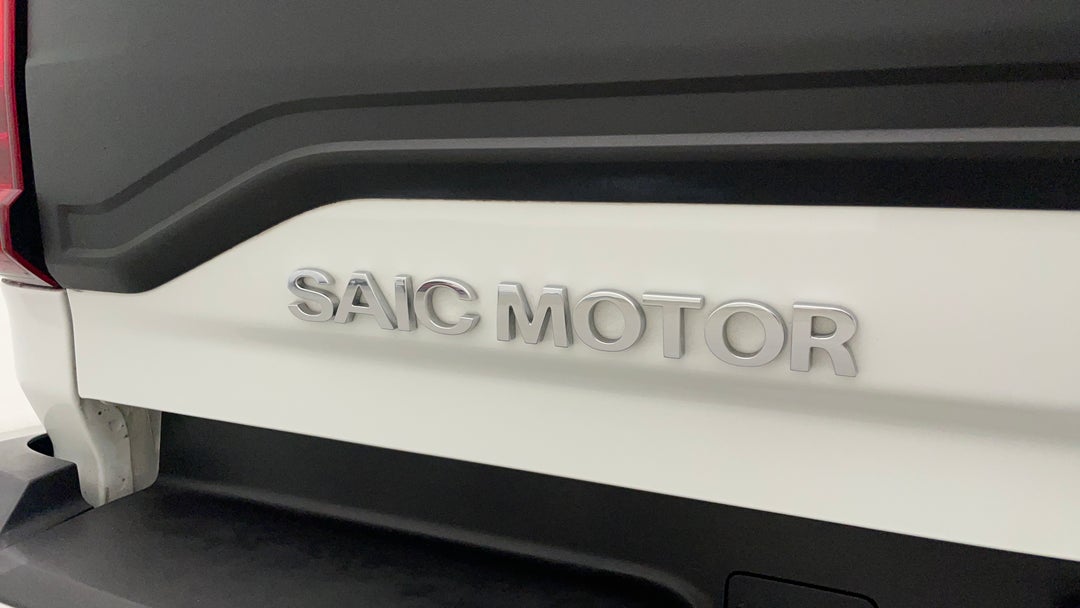 2023 LDV T60 Max Luxe (4x4), Automatic, 10428 km, Badge (Boot Left Side)