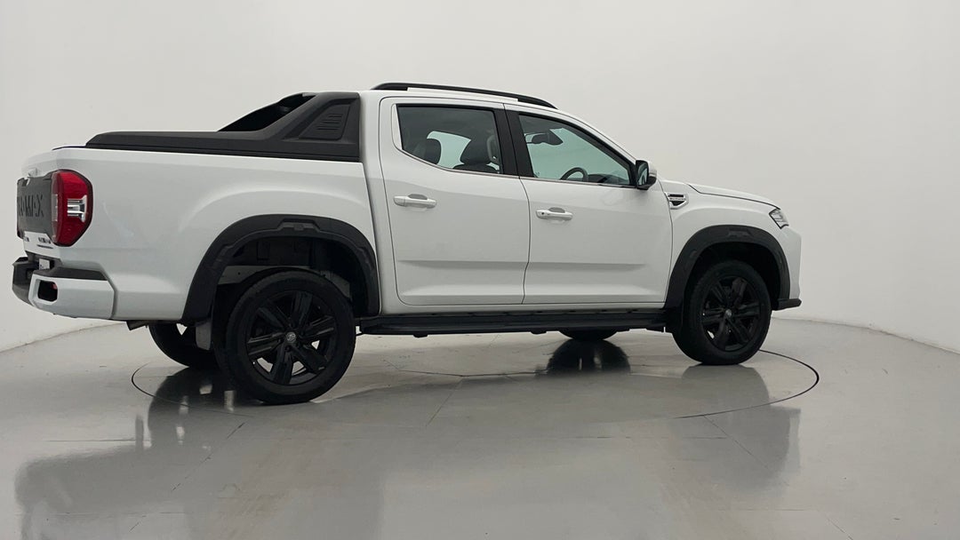 2023 LDV T60 Max Luxe (4x4), Automatic, 10428 km, Right Back Diagonal (45- Degree) View