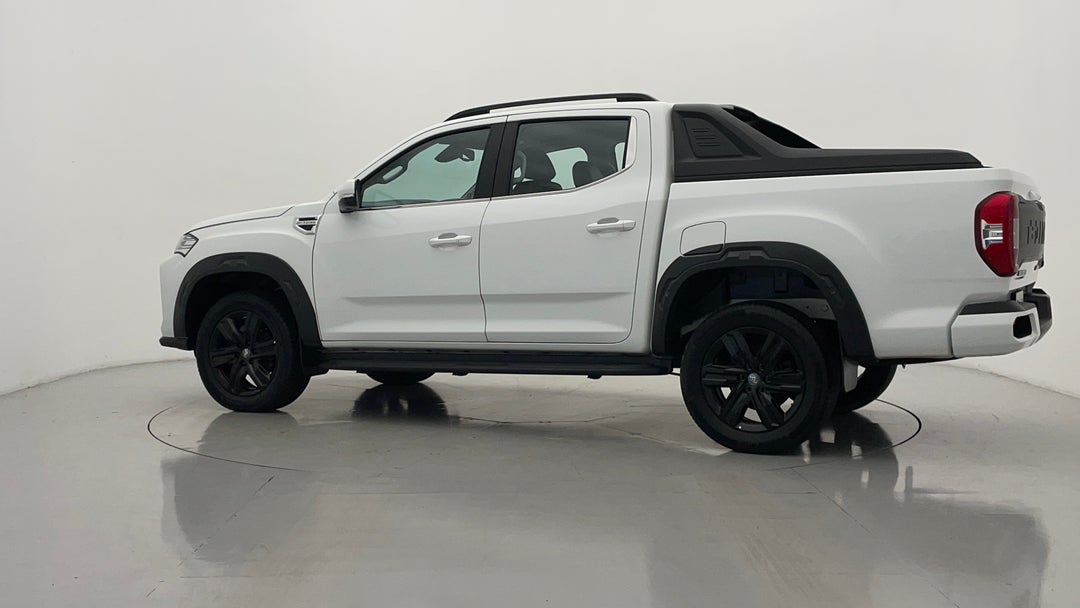 2023 LDV T60 Max Luxe (4x4), Automatic, 10428 km, Left Back Diagonal (45- Degree) View