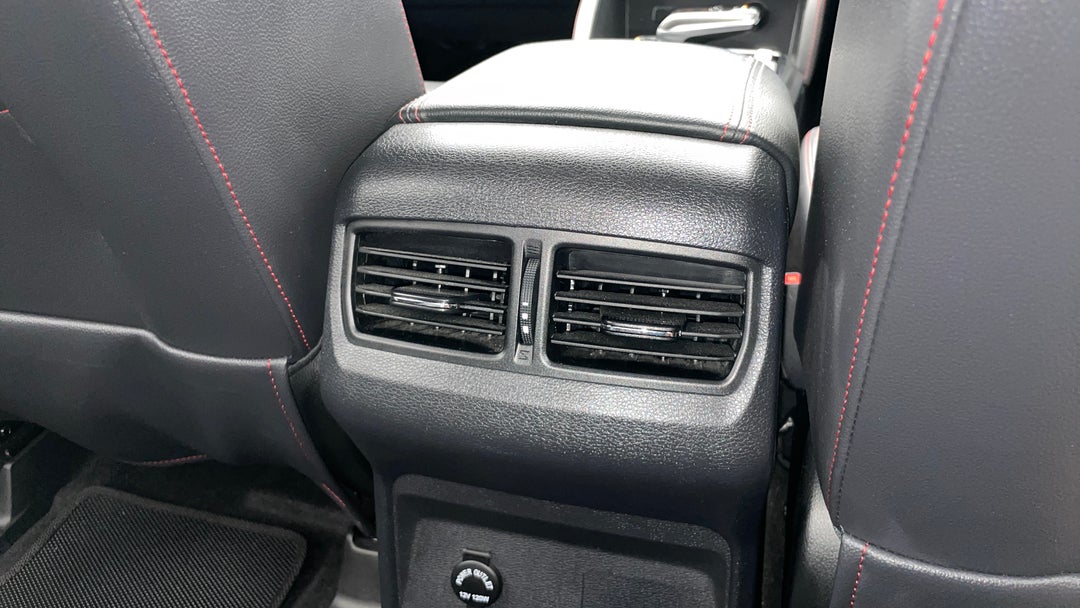 2023 LDV T60 Max Luxe (4x4), Automatic, 10428 km, Rear A/C Vent