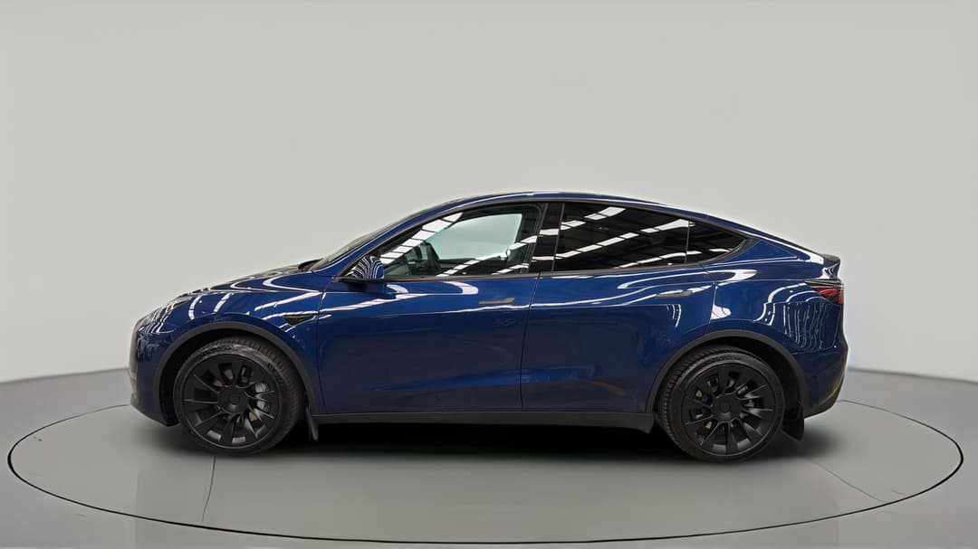 2023 Tesla Model Y Long Range, Automatic, 51796 km, Left Side View