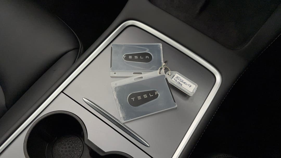2023 Tesla Model Y Long Range, Automatic, 51796 km, Key Close-up