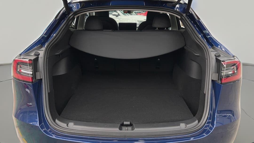 2023 Tesla Model Y Long Range, Automatic, 51796 km, Boot Inside View
