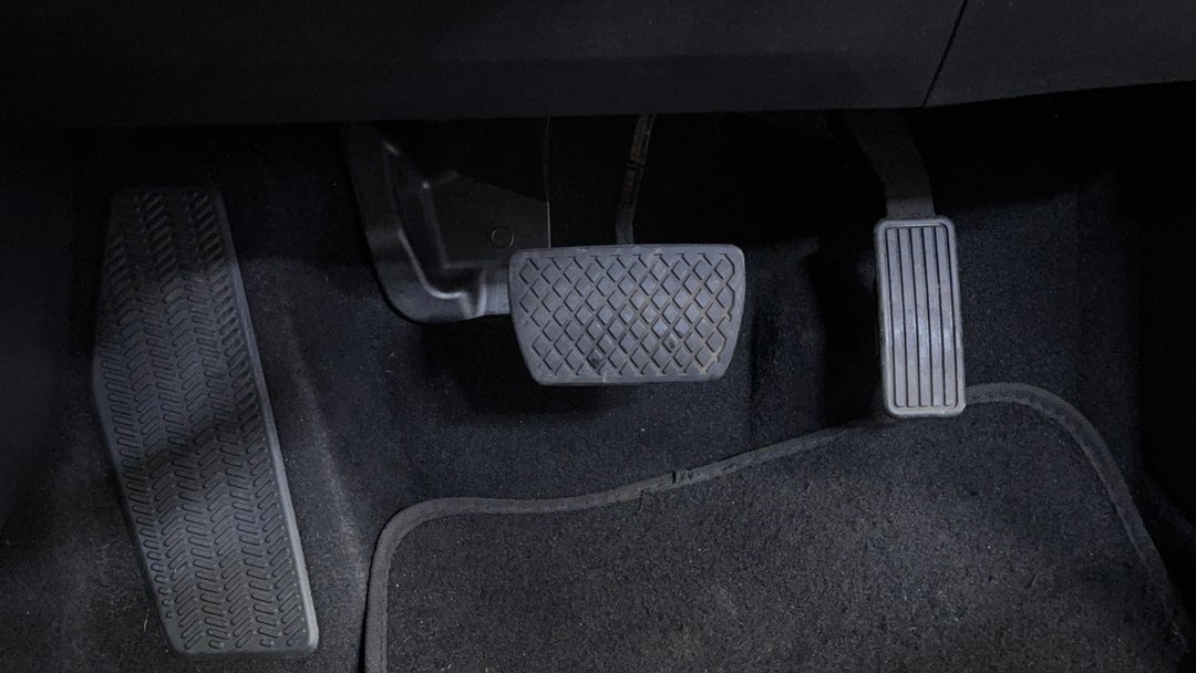 2023 Honda Zr-v Vti X, Automatic, 30259 km, Pedals and Footmat