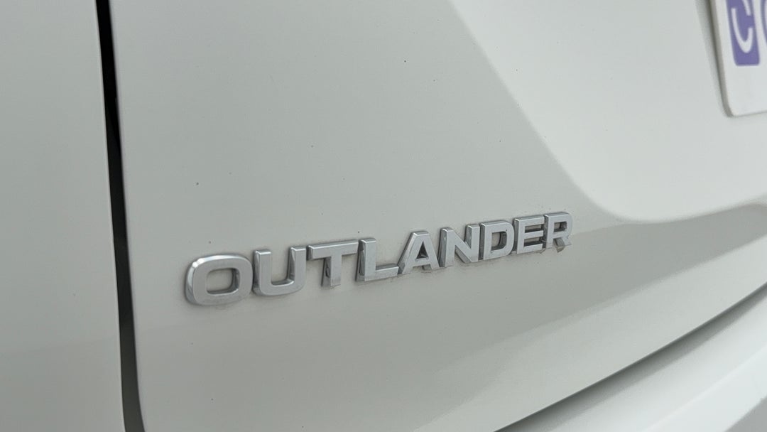 Badge (Boot Left Side)