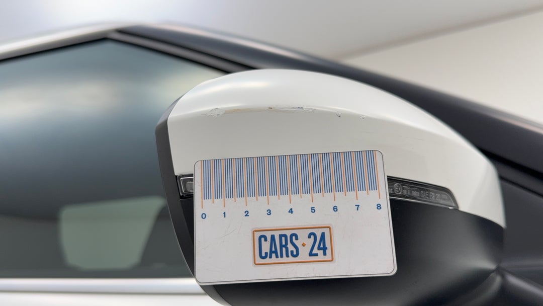 Side Mirrors Housing RHS Scratch