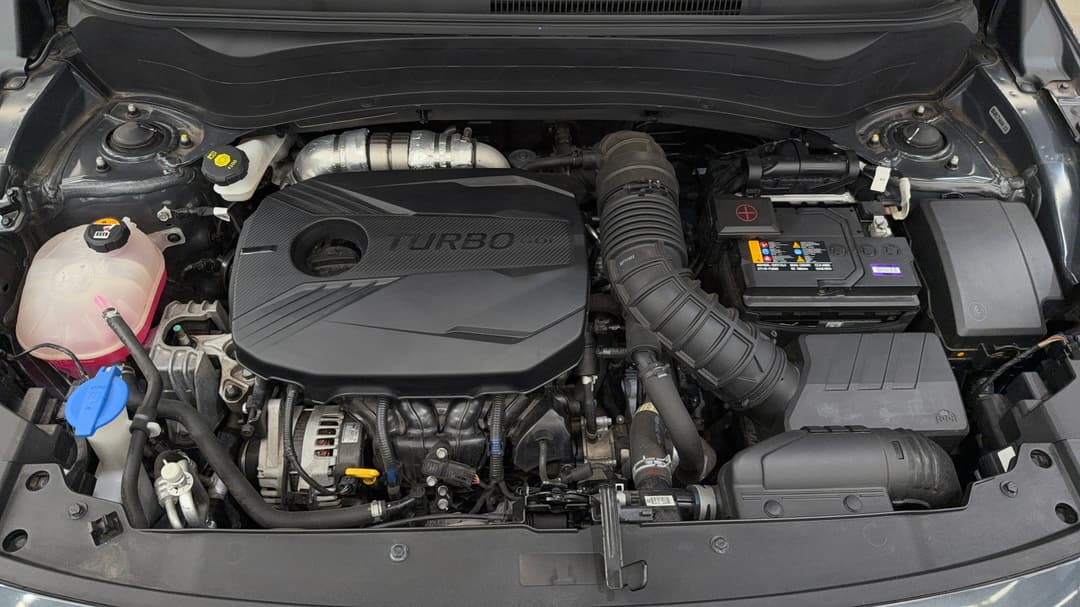 2022 Kia Seltos Gt-line (AWD), Automatic, 26650 km, Open Bonnet (Engine)