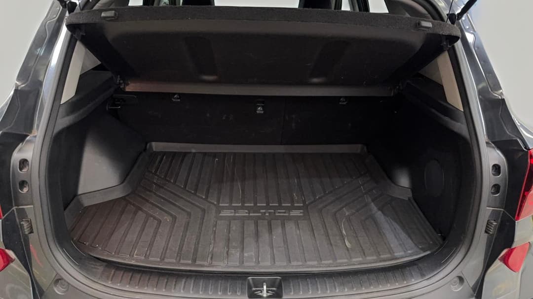 2022 Kia Seltos Gt-line (AWD), Automatic, 26650 km, Boot Inside View