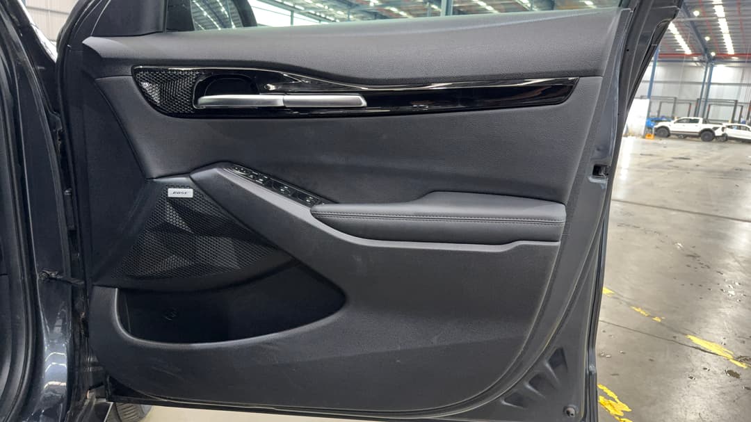 2022 Kia Seltos Gt-line (AWD), Automatic, 26650 km, Speaker View
