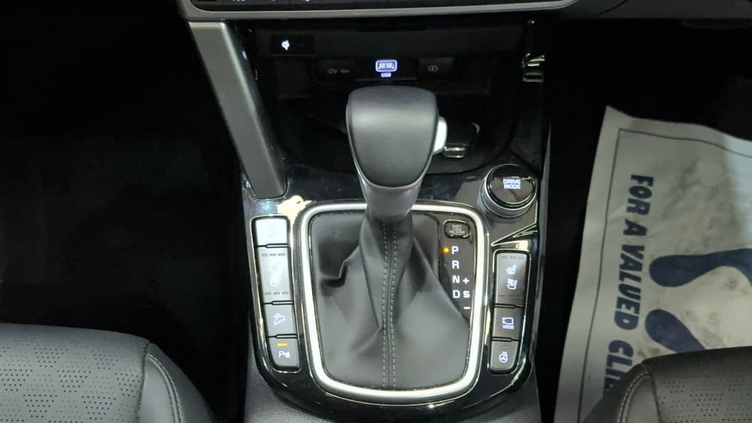 2022 Kia Seltos Gt-line (AWD), Automatic, 26650 km, Gear Lever 