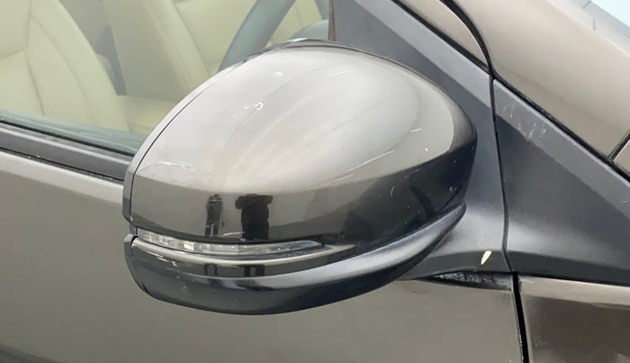 2016 Honda City V MT PETROL, Petrol, Manual, 28,180 km, Right rear-view mirror - Minor folding noise