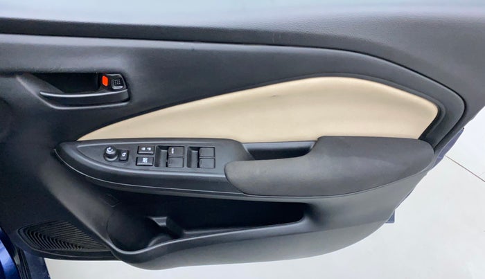 2022 Toyota Glanza S, Petrol, Manual, 57,137 km, Driver Side Door Panels Control