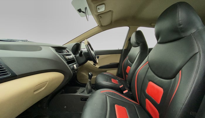 2015 Hyundai Eon ERA PLUS, Petrol, Manual, 59,866 km, Right Side Front Door Cabin