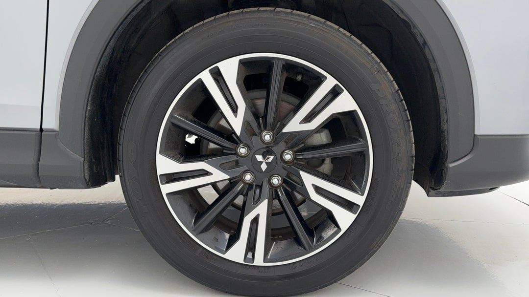 2023 Mitsubishi Eclipse Cross Ls (2wd), Automatic, 22055 km, Right Front Wheel