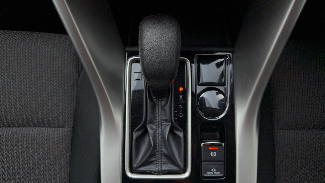 2023 Mitsubishi Eclipse Cross Ls (2wd), Automatic, 22055 km, Gear Lever 