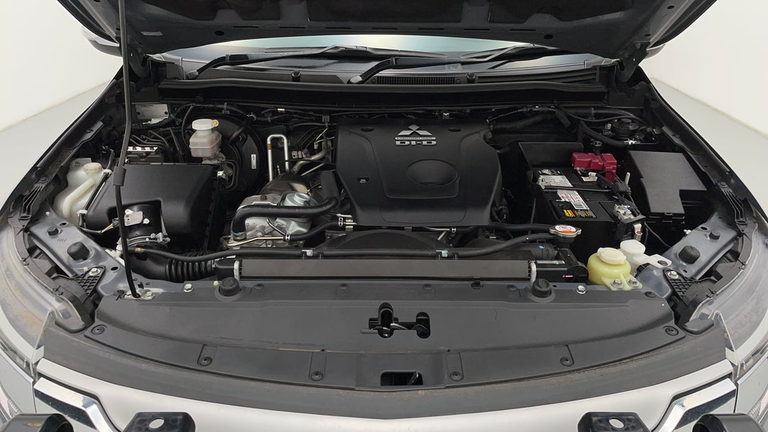 Open Bonnet (Engine)