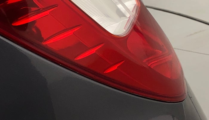 2018 Hyundai Eon ERA +, Petrol, Manual, 67,563 km, Left tail light - < 2 inches,no. = 2