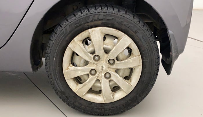 2018 Hyundai Eon ERA +, Petrol, Manual, 67,563 km, Left Rear Wheel