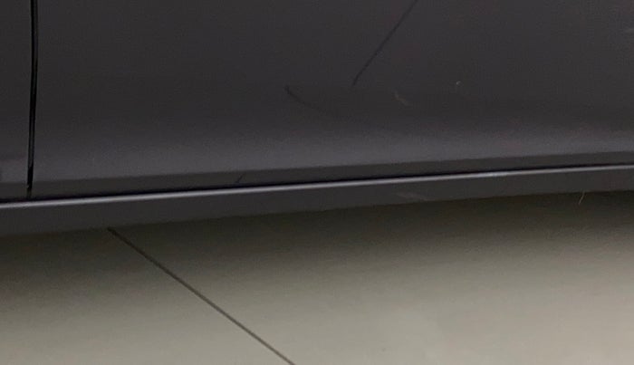 2018 Hyundai Eon ERA +, Petrol, Manual, 67,563 km, Right running board - Minor scratches
